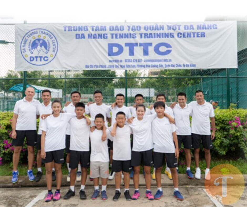 trung tâm dạy đánh tennis Da Nang Tennis Training Center