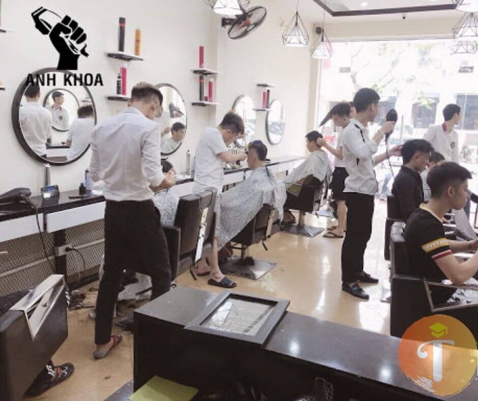 Học nghề cắt tóc nam ở tại Anh Khoa Hair Salon Đà Nẵng